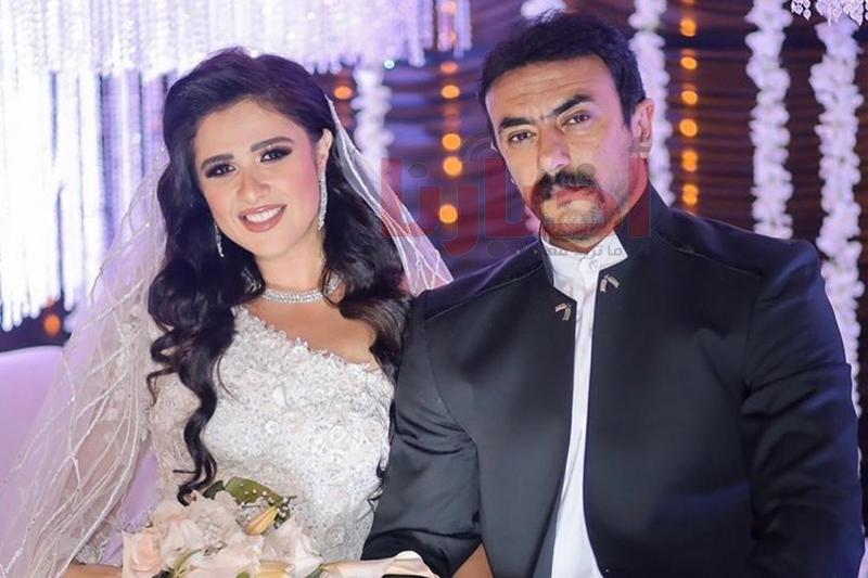 أسباب طلاق ياسمين عبدالعزيز وأحمد العوضي