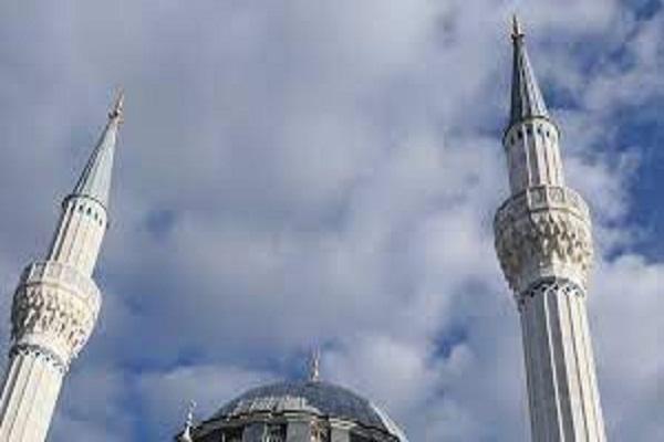 المساجد في مونشنغلادباخ وعناوينها